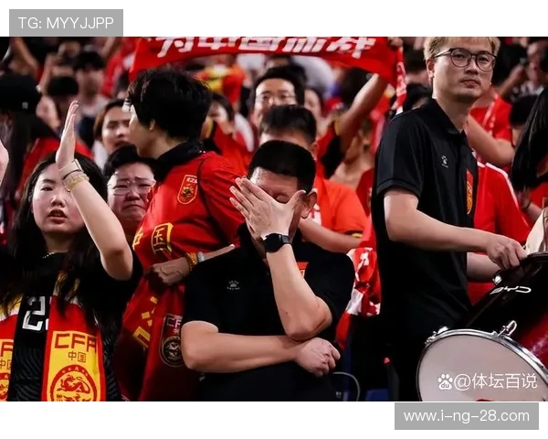 中国男足新帅上任首战告捷全队展现焕然新气象引发球迷热烈讨论