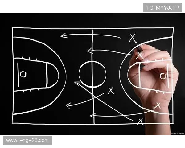 篮球竞技与团队协作：探索现代篮球战术与球员心理素质的深度结合