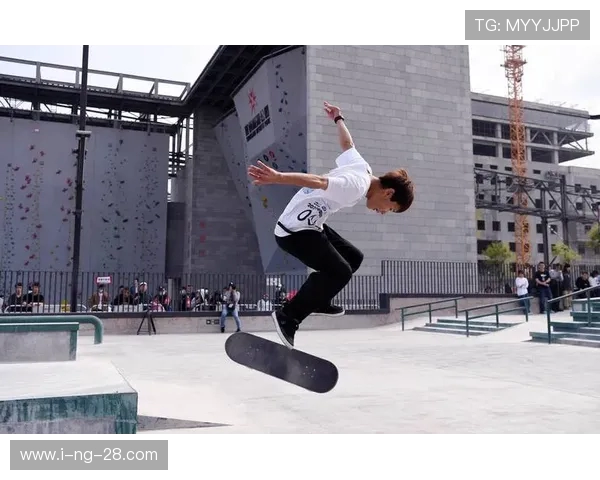 北京滑板队灵活性变革引发热议探索滑板文化新风尚