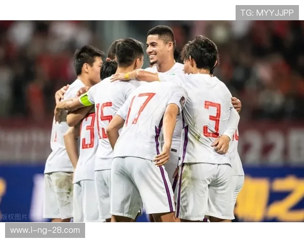 深圳足球队与广州足球队赛后复盘个人能力分析与表现对比